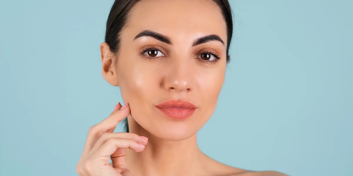 Endolifting facial en Alicante elevación de cejas